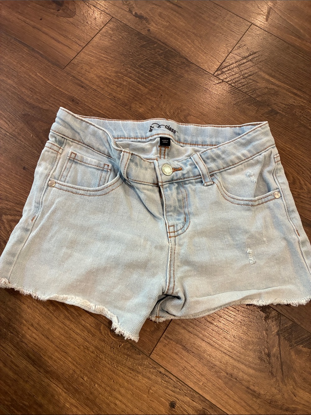 Girl’s art class Light Wash Denim Cutoff Shorts